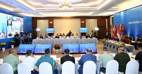Vấn đề Biển Đông đang làm thế giới quan ngại - Ảnh 2. Vấn đề Biển Đông đang làm thế giới quan ngại - Ảnh 2.