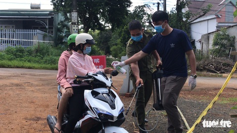 Đắk Nông khẩn cấp cách ly ổ dịch bạch hầu thứ 8 - Ảnh 2. Đắk Nông khẩn cấp cách ly ổ dịch bạch hầu thứ 8 - Ảnh 2.