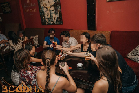 Bar Buddha trở thành Quán Không Tên và cũng không còn hình tượng tôn giáo - Ảnh 1. Bar Buddha trở thành Quán Không Tên và cũng không còn hình tượng tôn giáo - Ảnh 1.