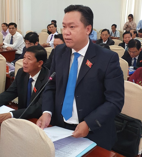 Cần Thơ hỗ trợ người bị ảnh hưởng COVID-19 mới được 94 tỉ và... đang rà soát - Ảnh 1. Cần Thơ hỗ trợ người bị ảnh hưởng COVID-19 mới được 94 tỉ và... đang rà soát - Ảnh 1.