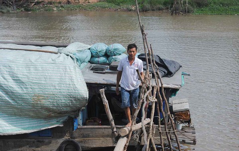 Lênh đênh thương hồ... tro - Ảnh 4. Lênh đênh thương hồ... tro - Ảnh 4.