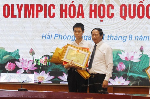 Hải Phòng thưởng 500 triệu cho học sinh giành huy chương vàng Olympic - Ảnh 1. Hải Phòng thưởng 500 triệu cho học sinh giành huy chương vàng Olympic - Ảnh 1.