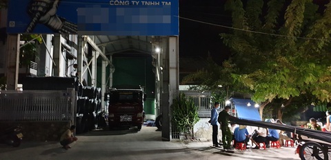 Khai báo gian dối để chạy xe tải từ Quảng Nam ra Huế tránh cách ly - Ảnh 1. Khai báo gian dối để chạy xe tải từ Quảng Nam ra Huế tránh cách ly - Ảnh 1.