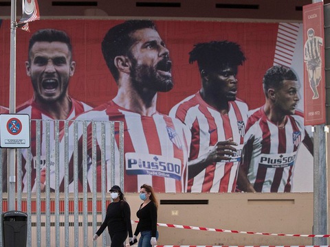 Sắp đá Champions League, Atletico Madrid bất ngờ dính 2 ca COVID-19 - Ảnh 1. Sắp đá Champions League, Atletico Madrid bất ngờ dính 2 ca COVID-19 - Ảnh 1.