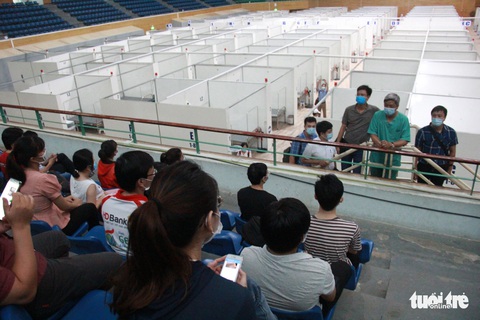 Vận hành thử bệnh viện dã chiến ở cung thể thao Tiên Sơn - Ảnh 1. Vận hành thử bệnh viện dã chiến ở cung thể thao Tiên Sơn - Ảnh 1.