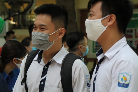 Đáp án chính thức môn hóa học kỳ thi tốt nghiệp THPT 2020 - Ảnh 1. Đáp án chính thức môn hóa học kỳ thi tốt nghiệp THPT 2020 - Ảnh 1.