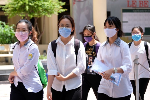 Đề thi các môn khoa học tự nhiên: Thí sinh nói vừa sức - Ảnh 1. Đề thi các môn khoa học tự nhiên: Thí sinh nói vừa sức - Ảnh 1.