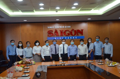 Tổng biên tập báo Sài Gòn Giải Phóng được điều động về UBND TP.HCM - Ảnh 1. Tổng biên tập báo Sài Gòn Giải Phóng được điều động về UBND TP.HCM - Ảnh 1.