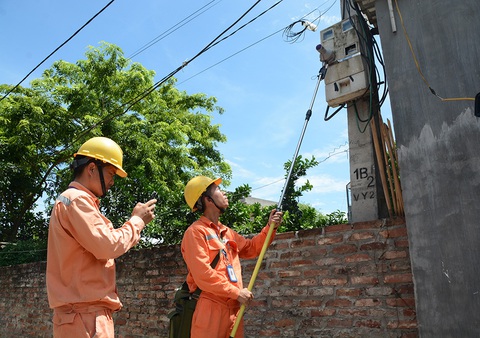 Không thể cải tiến ‘chắp vá’, cần công khai giá bán lẻ điện bình quân từng bậc thang - Ảnh 1. Không thể cải tiến ‘chắp vá’, cần công khai giá bán lẻ điện bình quân từng bậc thang - Ảnh 1.