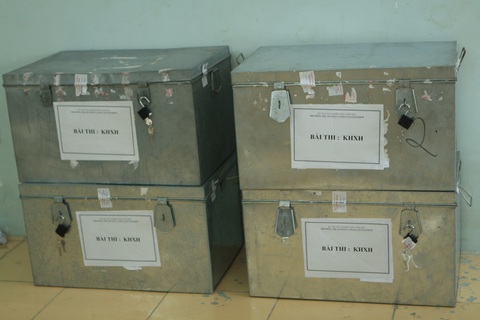Những hình ảnh khởi động ngày đầu chấm thi tốt nghiệp THPT 2020 - Ảnh 9. Những hình ảnh khởi động ngày đầu chấm thi tốt nghiệp THPT 2020 - Ảnh 9.