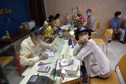 Mua bán mỗi lượng, ‘nhà vàng’ đang lời hơn 1 triệu? - Ảnh 1. Mua bán mỗi lượng, ‘nhà vàng’ đang lời hơn 1 triệu? - Ảnh 1.
