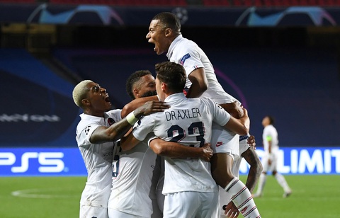 Ghi 2 bàn trong ba phút cuối, PSG giật vé vào bán kết Champions League từ tay Atalanta - Ảnh 4. Ghi 2 bàn trong ba phút cuối, PSG giật vé vào bán kết Champions League từ tay Atalanta - Ảnh 4.