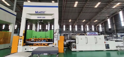 Cung ứng linh kiện kiểu OEM giúp Thaco hội nhập sâu hơn - Ảnh 2. Cung ứng linh kiện kiểu OEM giúp Thaco hội nhập sâu hơn - Ảnh 2.
