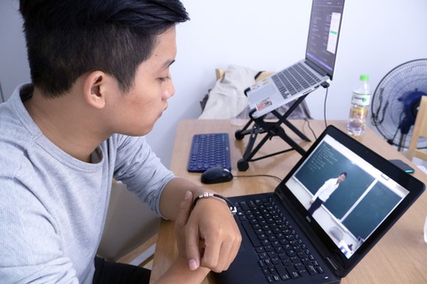 Dạy học trực tuyến: Giảm chi phí, tăng cơ hội tiếp cận - Ảnh 1. Dạy học trực tuyến: Giảm chi phí, tăng cơ hội tiếp cận - Ảnh 1.