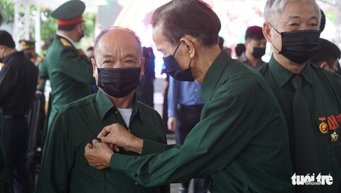 Hai ngày quốc tang, tưởng nhớ và tiễn biệt nguyên Tổng bí thư Lê Khả Phiêu - Ảnh 26. Hai ngày quốc tang, tưởng nhớ và tiễn biệt nguyên Tổng bí thư Lê Khả Phiêu - Ảnh 26.