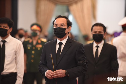 Hai ngày quốc tang, tưởng nhớ và tiễn biệt nguyên Tổng bí thư Lê Khả Phiêu - Ảnh 23. Hai ngày quốc tang, tưởng nhớ và tiễn biệt nguyên Tổng bí thư Lê Khả Phiêu - Ảnh 23.