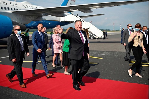 Công du 4 nước Trung, Đông Âu: Ông Pompeo vận động tẩy chay Huawei - Ảnh 1. Công du 4 nước Trung, Đông Âu: Ông Pompeo vận động tẩy chay Huawei - Ảnh 1.