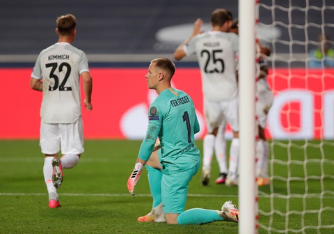 Messi lại vuốt mặt và những khoảnh khắc ấn tượng trận Bayern vùi dập Barca - Ảnh 19. Messi lại vuốt mặt và những khoảnh khắc ấn tượng trận Bayern vùi dập Barca - Ảnh 19.