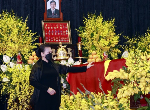 Vĩnh biệt Nguyên Tổng Bí Thư Lê Khả Phiêu: Tay nắm chặt tay, mong Anh yên nghỉ - Ảnh 1. Vĩnh biệt Nguyên Tổng Bí Thư Lê Khả Phiêu: Tay nắm chặt tay, mong Anh yên nghỉ - Ảnh 1.