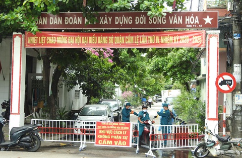 Đà Nẵng hỗ trợ gạo, thực phẩm cho người dân gặp khó khăn do dịch - Ảnh 1. Đà Nẵng hỗ trợ gạo, thực phẩm cho người dân gặp khó khăn do dịch - Ảnh 1.