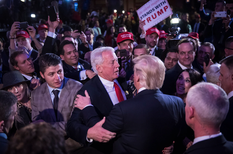 Robert Trump - chàng trai duy nhất được Tổng thống Trump gọi là bé yêu - Ảnh 1. Robert Trump - chàng trai duy nhất được Tổng thống Trump gọi là bé yêu - Ảnh 1.