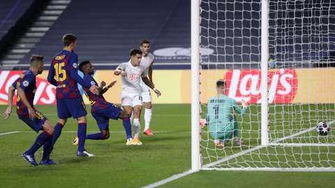 Bị người nhà vùi dập, Barca còn mất thêm tiền nếu Coutinho vô địch Champions League? - Ảnh 1. Bị người nhà vùi dập, Barca còn mất thêm tiền nếu Coutinho vô địch Champions League? - Ảnh 1.