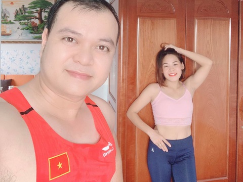 Xoay xở tập luyện trong mùa dịch - Ảnh 1. Xoay xở tập luyện trong mùa dịch - Ảnh 1.
