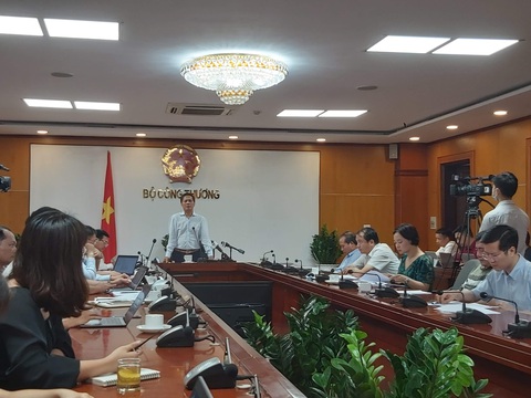 Rút lại phương án một giá điện, tiếp tục lấy ý kiến sửa 5 bậc thang? - Ảnh 1. Rút lại phương án một giá điện, tiếp tục lấy ý kiến sửa 5 bậc thang? - Ảnh 1.