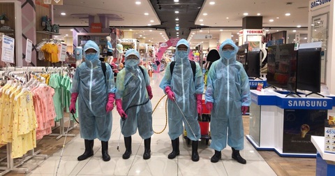 AEON Việt Nam nỗ lực phòng dịch để đem đến môi trường mua sắm an toàn - Ảnh 1. AEON Việt Nam nỗ lực phòng dịch để đem đến môi trường mua sắm an toàn - Ảnh 1.