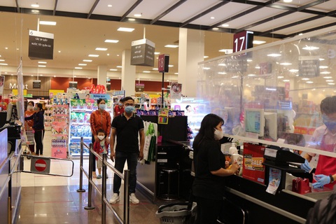 AEON Việt Nam nỗ lực phòng dịch để đem đến môi trường mua sắm an toàn - Ảnh 4. AEON Việt Nam nỗ lực phòng dịch để đem đến môi trường mua sắm an toàn - Ảnh 4.