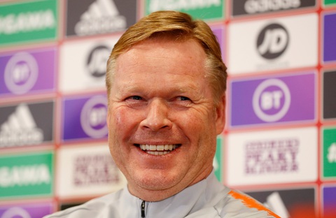 Ronald Koeman là HLV mới của Barcelona và Messi tiếp tục ở lại - Ảnh 1. Ronald Koeman là HLV mới của Barcelona và Messi tiếp tục ở lại - Ảnh 1.