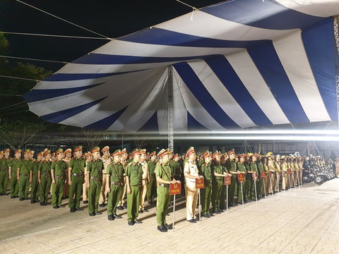 1 tháng, Công an TP.HCM phát hiện 116 người nước ngoài nhập cảnh trái phép - Ảnh 1. 1 tháng, Công an TP.HCM phát hiện 116 người nước ngoài nhập cảnh trái phép - Ảnh 1.