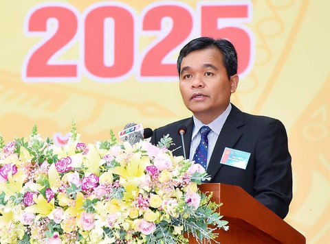 Ông Hồ Văn Niên tái đắc cử bí thư tỉnh ủy Gia Lai - Ảnh 1. Ông Hồ Văn Niên tái đắc cử bí thư tỉnh ủy Gia Lai - Ảnh 1.