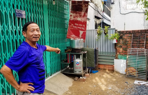 Bức tường chịu hết nổi tồn tại 20 năm - Ảnh 1. Bức tường chịu hết nổi tồn tại 20 năm - Ảnh 1.