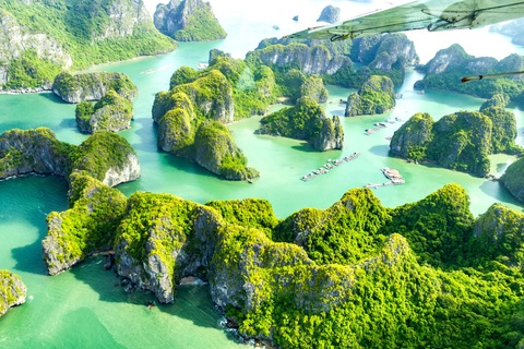 Mở cửa du lịch: Có khách nhưng không nhiều, 2024 mới mong hồi phục hoàn toàn - Ảnh 1. Mở cửa du lịch: Có khách nhưng không nhiều, 2024 mới mong hồi phục hoàn toàn - Ảnh 1.
