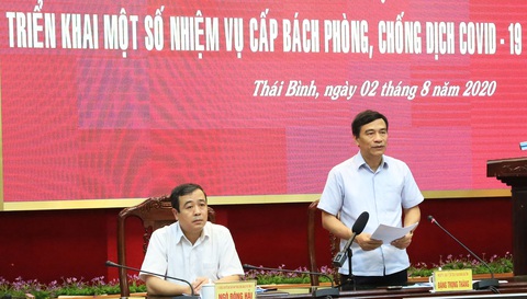 Vừa hủy công tác, lãnh đạo tỉnh Thái Bình lập tức họp chỉ đạo phòng chống dịch COVID-19 - Ảnh 1. Vừa hủy công tác, lãnh đạo tỉnh Thái Bình lập tức họp chỉ đạo phòng chống dịch COVID-19 - Ảnh 1.