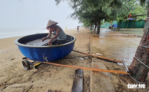 Nghệ An, Thanh Hóa sẵn sàng ứng phó với bão số 2 - Ảnh 1. Nghệ An, Thanh Hóa sẵn sàng ứng phó với bão số 2 - Ảnh 1.