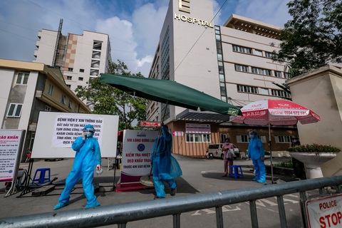 Bệnh nhân 994 âm tính sau 1 ngày dương tính với COVID-19, vì sao? - Ảnh 2. Bệnh nhân 994 âm tính sau 1 ngày dương tính với COVID-19, vì sao? - Ảnh 2.