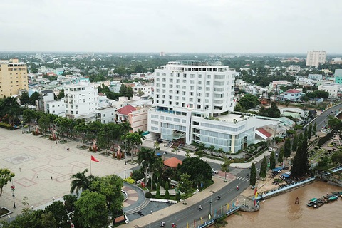 ‘Bông sứ trắng’ bên dòng Cổ Chiên - Ảnh 1. ‘Bông sứ trắng’ bên dòng Cổ Chiên - Ảnh 1.