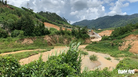 Hồ thủy lợi hơn 11 năm chưa đền bù cho dân sẽ gây ngập 800ha - Ảnh 3. Hồ thủy lợi hơn 11 năm chưa đền bù cho dân sẽ gây ngập 800ha - Ảnh 3.
