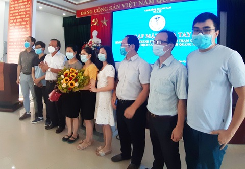 Bác sĩ TP.HCM: Chúng tôi vui vì đã ‘chia lửa’ cùng Quảng Nam chống dịch COVID-19 - Ảnh 4. Bác sĩ TP.HCM: Chúng tôi vui vì đã ‘chia lửa’ cùng Quảng Nam chống dịch COVID-19 - Ảnh 4.