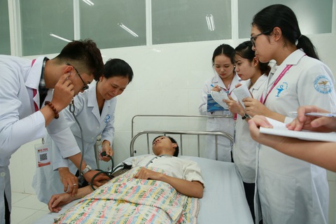 Đại học Văn Lang được cấp phép đào tạo Bác sĩ Răng Hàm Mặt - Ảnh 1. Đại học Văn Lang được cấp phép đào tạo Bác sĩ Răng Hàm Mặt - Ảnh 1.