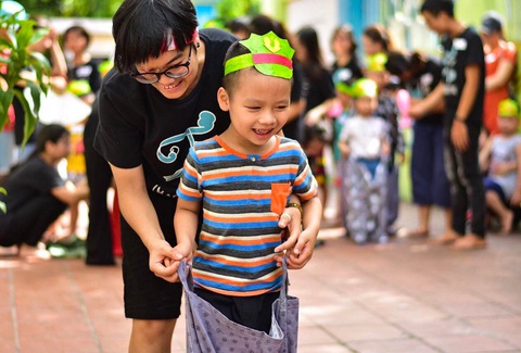 Hà Bích Hảo: Bố mẹ không có lỗi khi con xấu xí - Ảnh 5. Hà Bích Hảo: Bố mẹ không có lỗi khi con xấu xí - Ảnh 5.