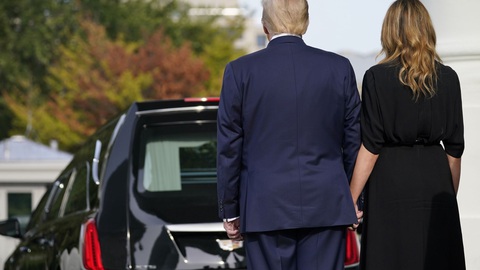 Làm tưởng niệm em trai tại Nhà Trắng, ông Trump phải bỏ tiền túi - Ảnh 2. Làm tưởng niệm em trai tại Nhà Trắng, ông Trump phải bỏ tiền túi - Ảnh 2.