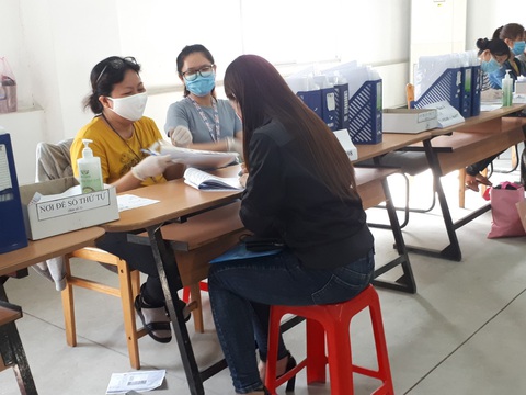 Công nhân PouYuen nhận trợ cấp mất việc cao nhất 320 triệu đồng - Ảnh 1. Công nhân PouYuen nhận trợ cấp mất việc cao nhất 320 triệu đồng - Ảnh 1.
