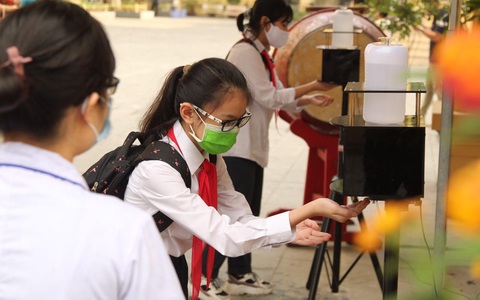 Dạy - học mùa COVID-19: kịch bản nào? - Ảnh 2. Dạy - học mùa COVID-19: kịch bản nào? - Ảnh 2.