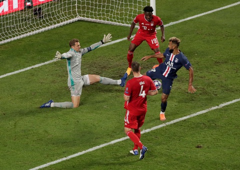 Những khoảnh khắc Neuer cứu thua xuất thần giúp Bayern vô địch - Ảnh 8. Những khoảnh khắc Neuer cứu thua xuất thần giúp Bayern vô địch - Ảnh 8.