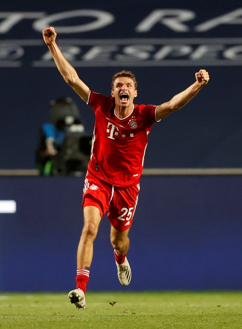 Những khoảnh khắc Neuer cứu thua xuất thần giúp Bayern vô địch - Ảnh 17. Những khoảnh khắc Neuer cứu thua xuất thần giúp Bayern vô địch - Ảnh 17.