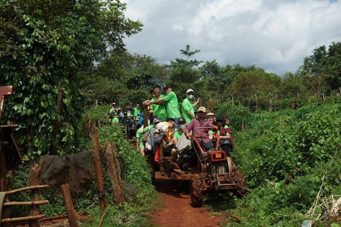 Ca đoàn vi vu khắp nơi để lan tỏa yêu thương - Ảnh 1. Ca đoàn vi vu khắp nơi để lan tỏa yêu thương - Ảnh 1.