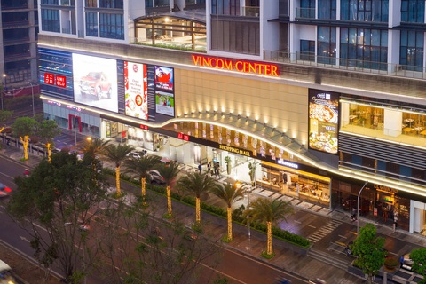 Uniqlo mở thêm 2 cửa hàng thời trang ở Hà Nội - Ảnh 1. Uniqlo mở thêm 2 cửa hàng thời trang ở Hà Nội - Ảnh 1.